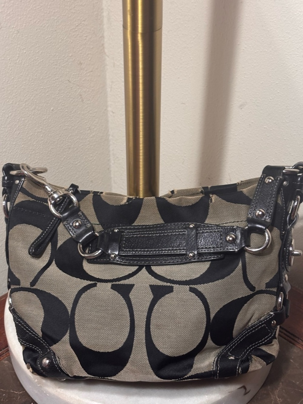 Coach - Picture 2 of 6